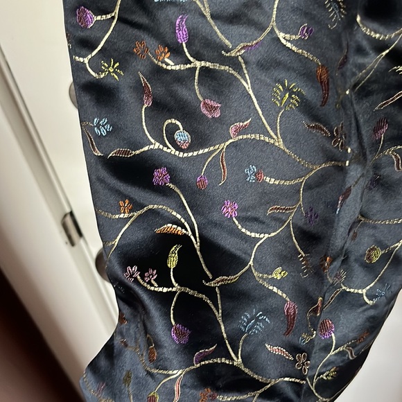 Silk box XL floral Silk Black Floral Pants - Picture 4 of 5